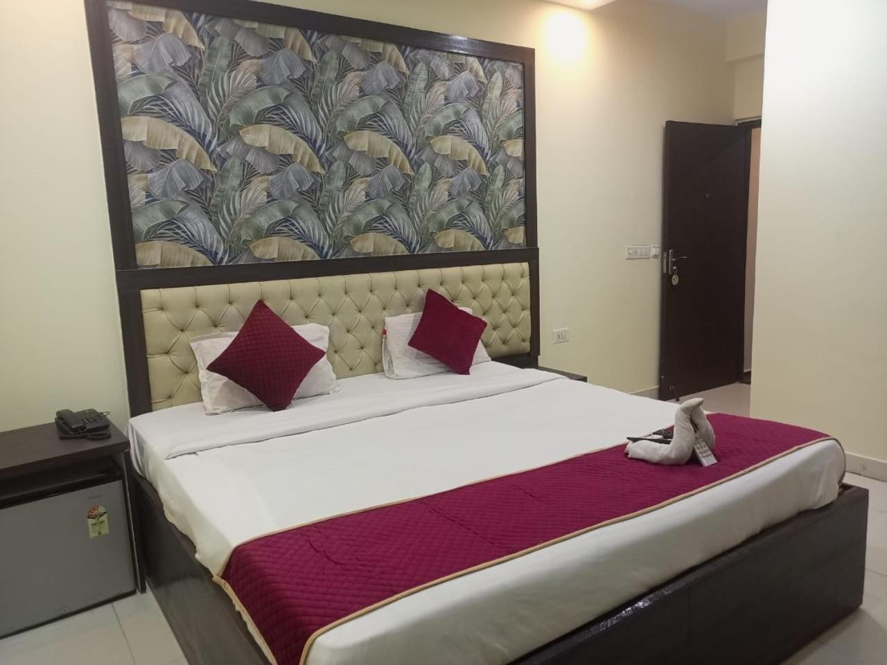 New Town Hotel Eco Park מראה חיצוני תמונה